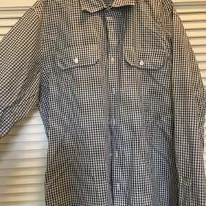 Michael Kors long sleeve light weight dress shirt
